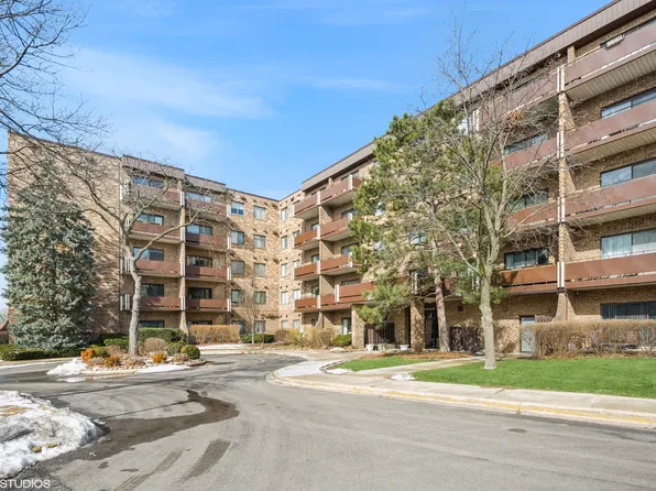 720 Wellington Ave Unit 516, Elk Grove Village, IL 60007