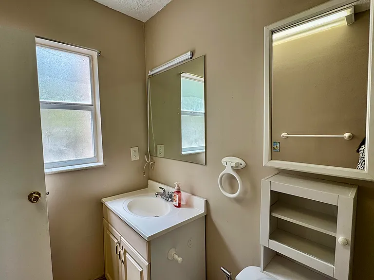 1800 SW 81st Ave #1307 — Photo 42