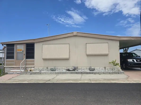 6121 Easy Dr #32, Pt Richey, FL 34668