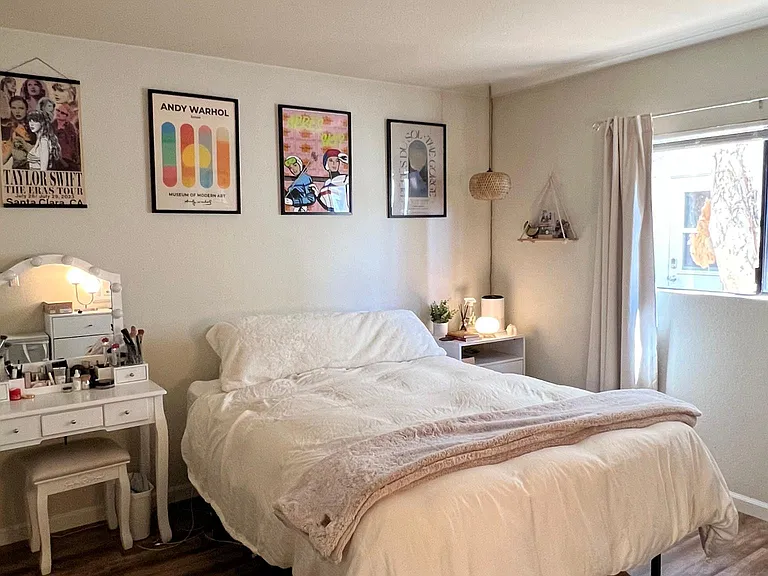 2240 Garnet Ave #1 — Photo 12