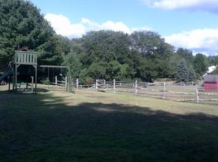 2 Galfre Rd, Lakeville, MA 02347