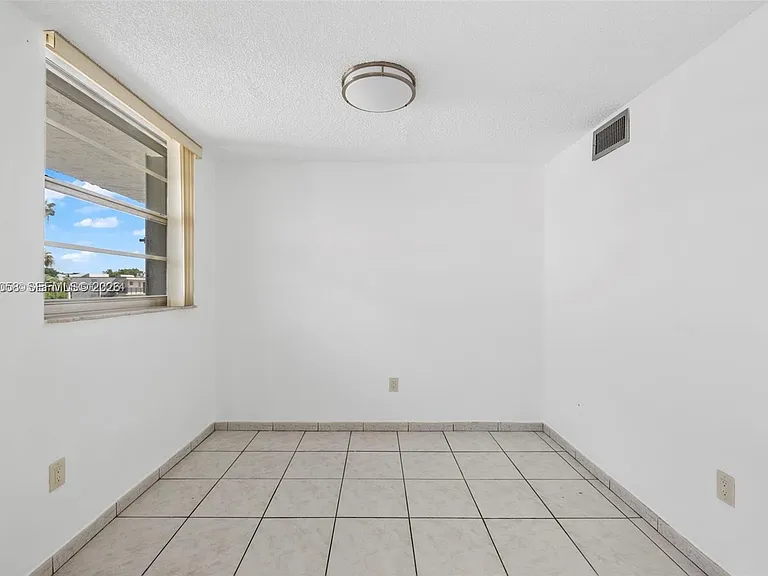 14185 SW 87th St #A-305 — Photo 20