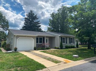 49 Chelsea Dr, Whiting, NJ 08759