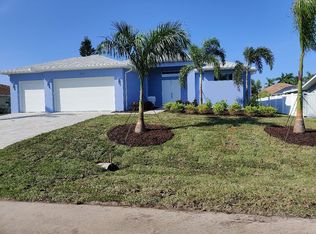 5246 Stratford Ct, Cape Coral, FL 33904