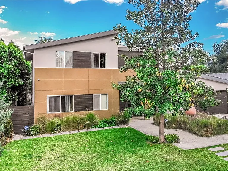 5512 Leghorn Ave — Photo 1