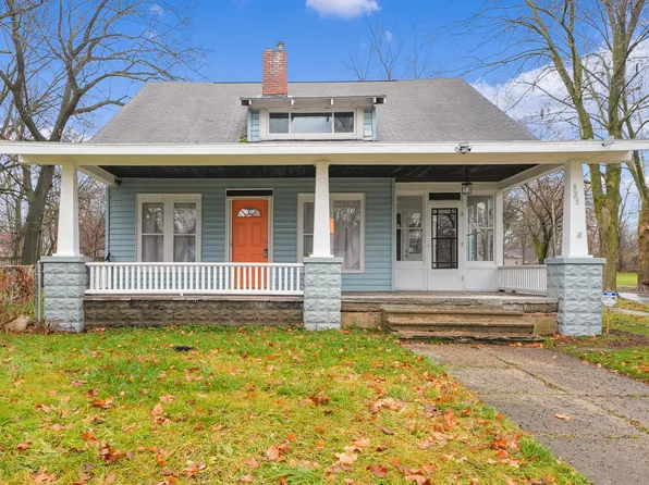 325 S 5th St, Niles, MI 49120