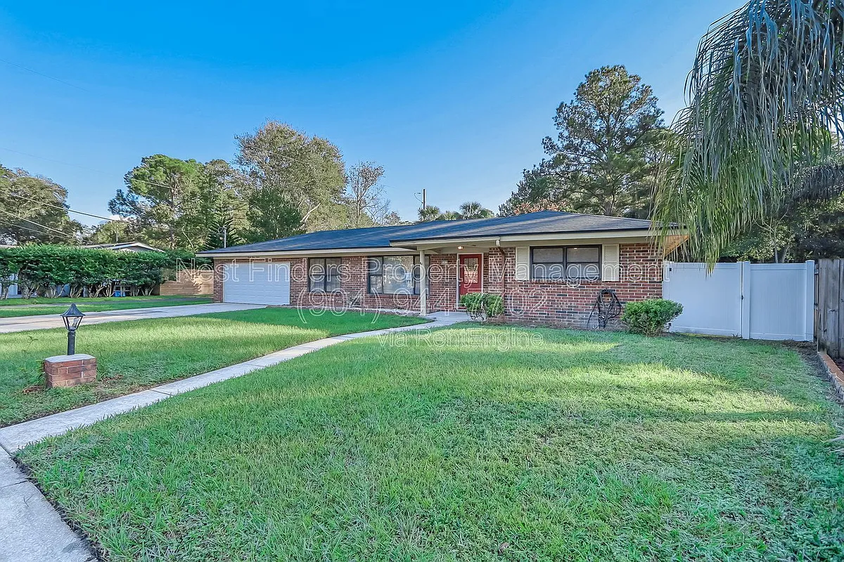 Building Photo - 3312 Pickwick Dr S