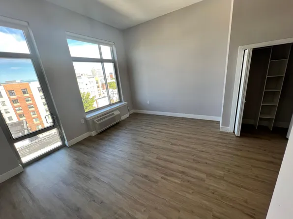 134 Baldwin Avenue image 21 of 28