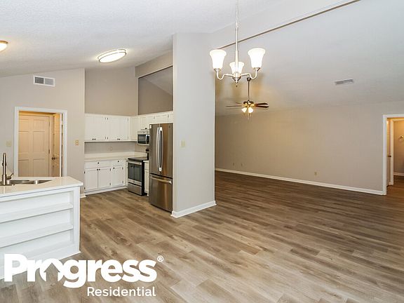 5th image of 7206 Atterbury Cir E