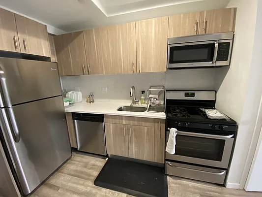 Rented by MySpaceNYC | media 27