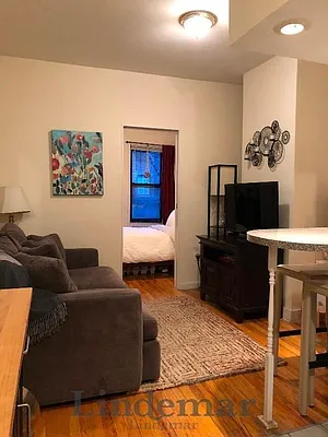 Rented by Lindemar LLC | media 35