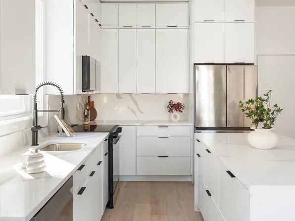 140 Shirley St #230, Winthrop, MA 02152