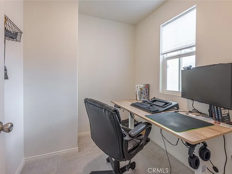 4058 E Coronado Privado — Photo 31