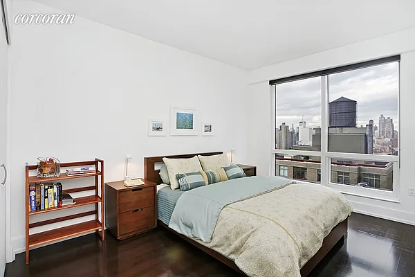 Rented by Corcoran | media 12