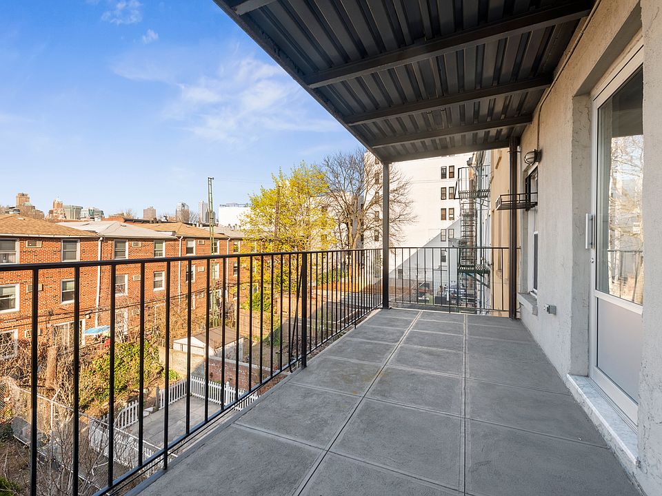 1st image of 179 Sackett St #3