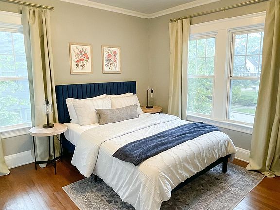 Relax in this room, furnished with with a generous queen-sized bed for your comfort.