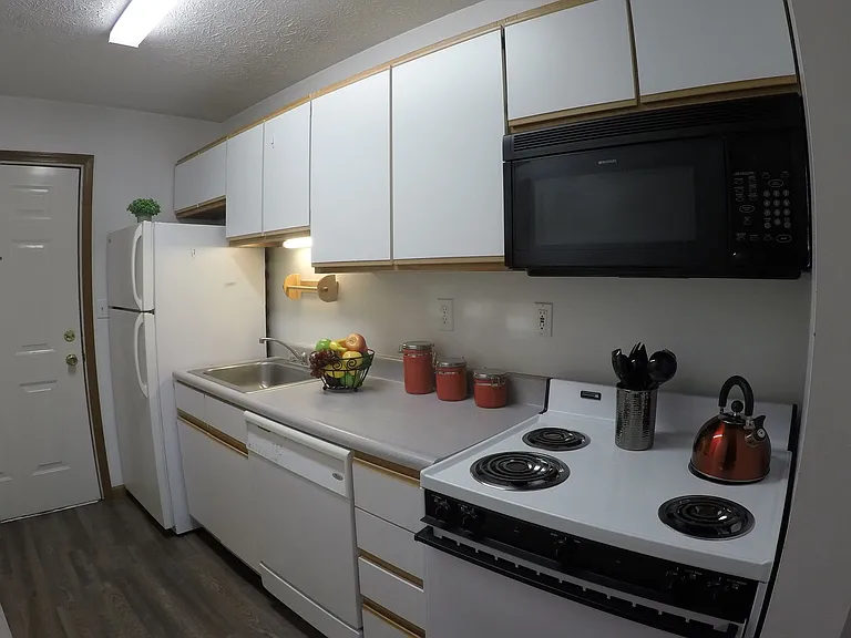 510 Salem St. (Monon Place) — Photo 3