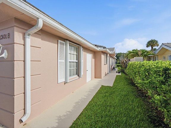 3rd image of 1301 NW Bentley Circle #B