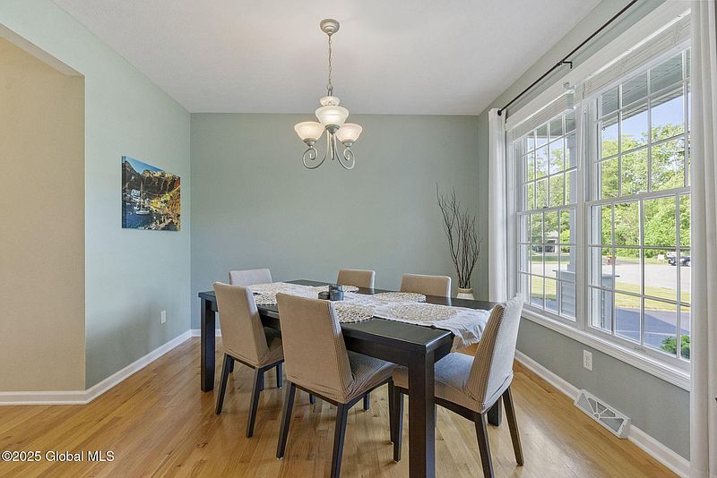 3rd image of 28 Sterling Heights Drive