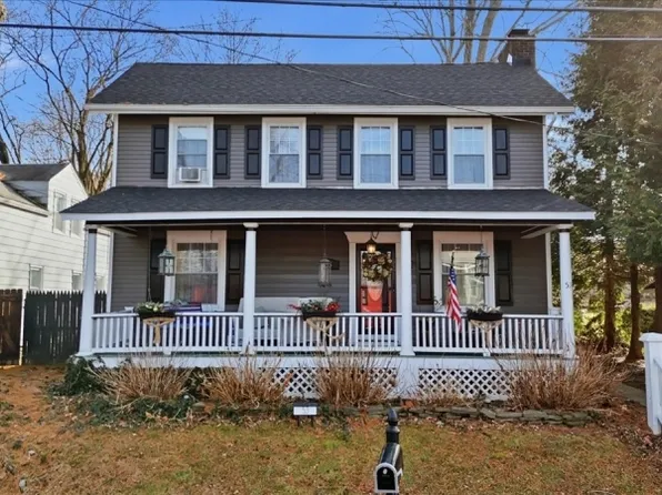 53 Brunswick Ave, Bloomsbury Boro, NJ 08804