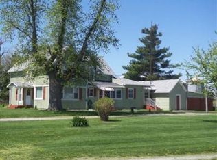 5192 W 1000 S, Kentland, IN 47951