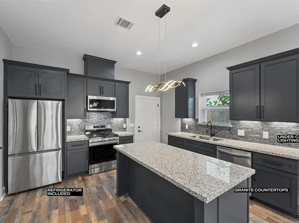 7704 Sealey St, Houston, TX 77088