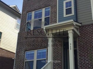 568 Village Loop Dr, Apex, NC 27502