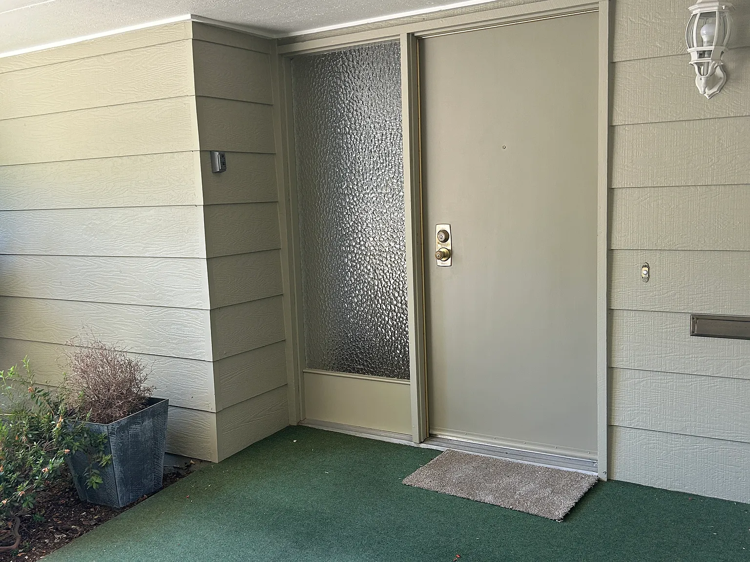 2 bed, 1172 sqft, $2,800 — Photo 1