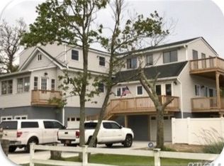 206 Elm Rd, Mastic Beach, NY 11951