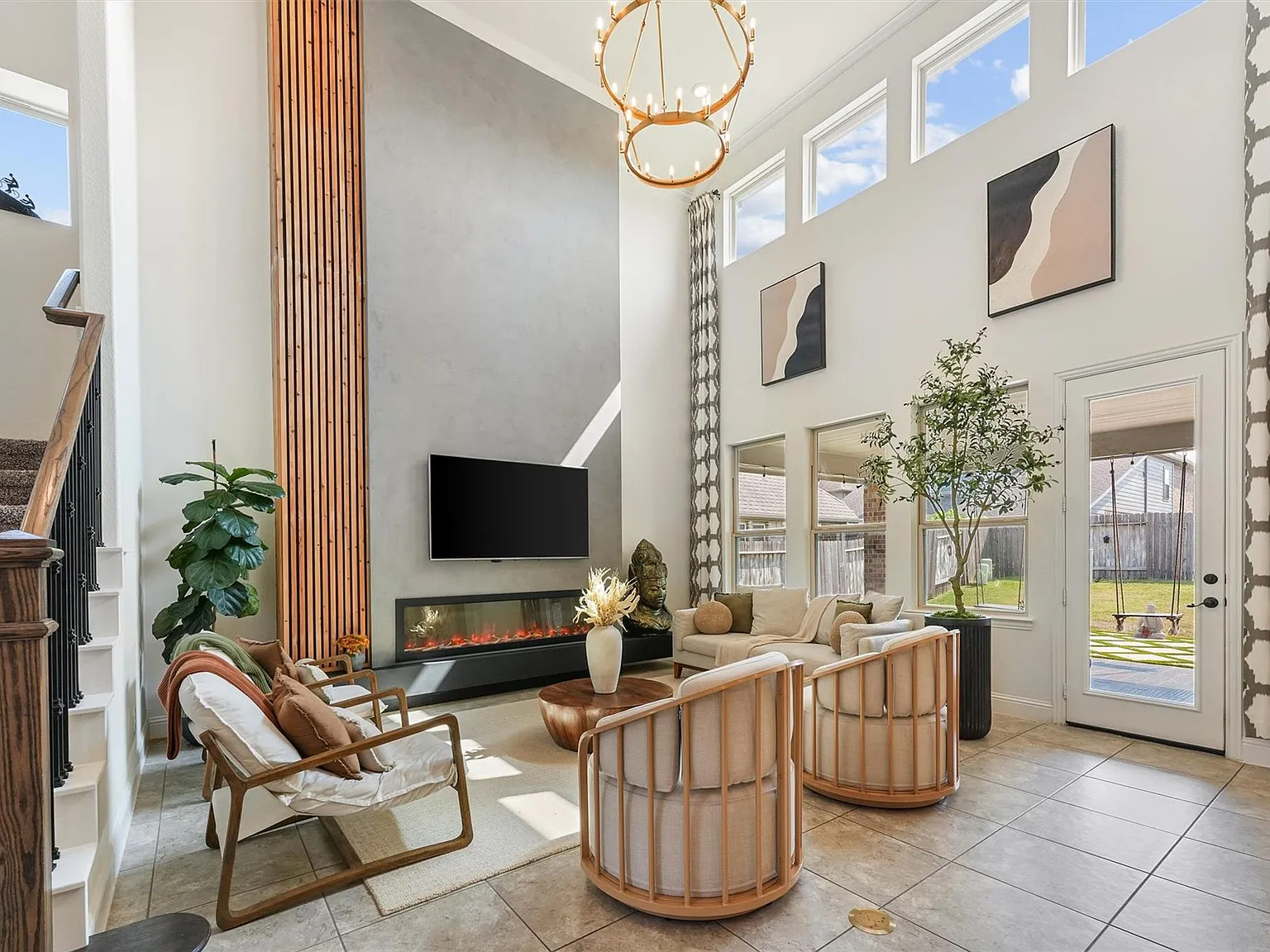 4 bed, 3.5 bath, 2945 sqft, $3,500 — Photo 3
