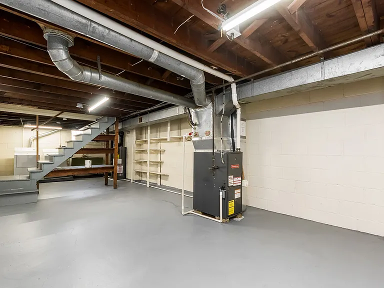 52 W Weber Rd — Photo 33