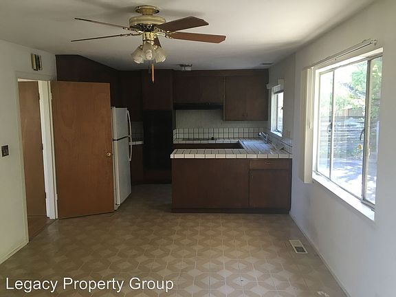 5th image of 3713 Naughton Ave