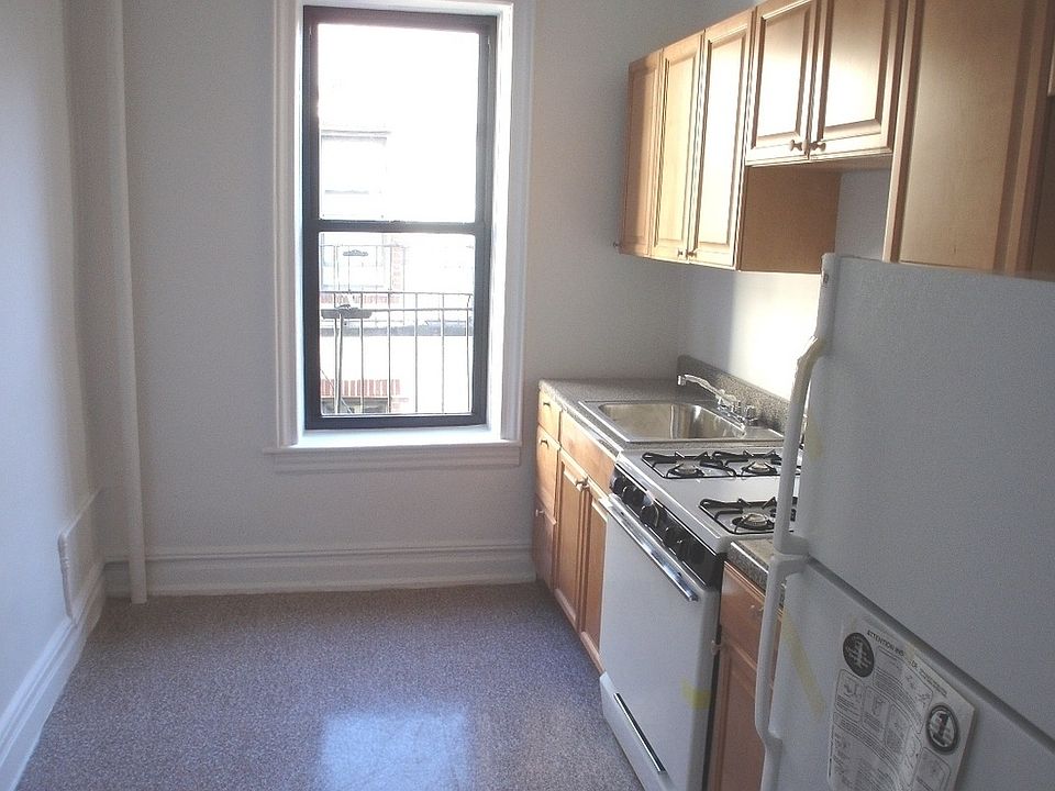 2nd image of 1779 81st St APT C10