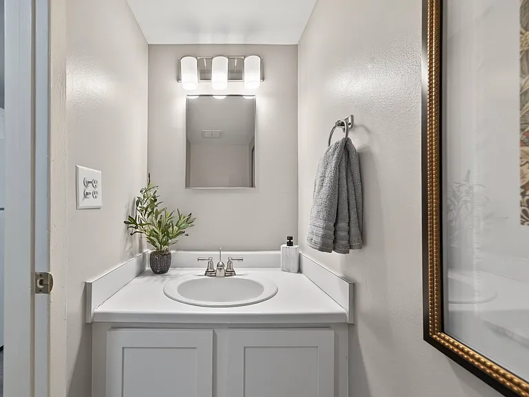 Shorebrooke — Photo 9