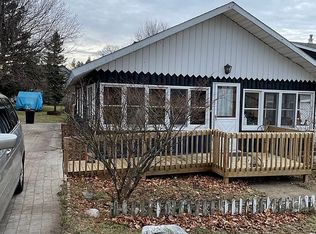 1256 Center St, Cheboygan, MI 49721