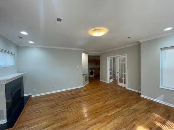 7020 S Cregier Ave, 7020 S Cregier Ave APT 201E, Chicago, IL 60649