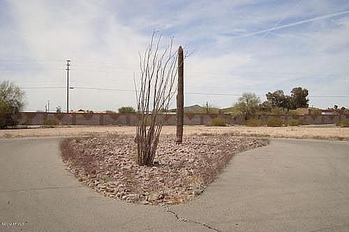 5th image of 19930 W Desert Views Dr