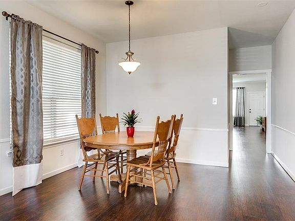 5th image of 8129 Malibu Sun Dr