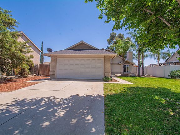2nd image of 25409 Beantree Ct