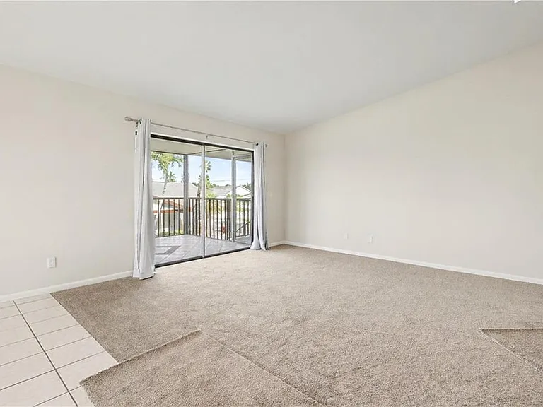 4528 SE 5th Pl #8A — Photo 14