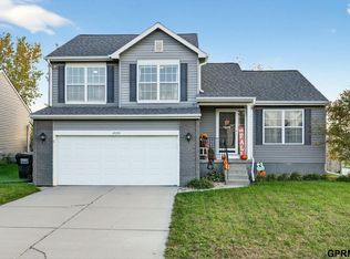 19719 X St, Omaha, NE 68135