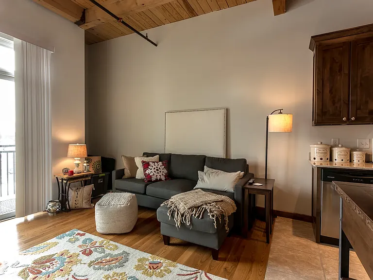 Waukesha Lofts — Photo 26