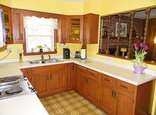 196 Hookstown Grade Rd, Clinton, PA 15026