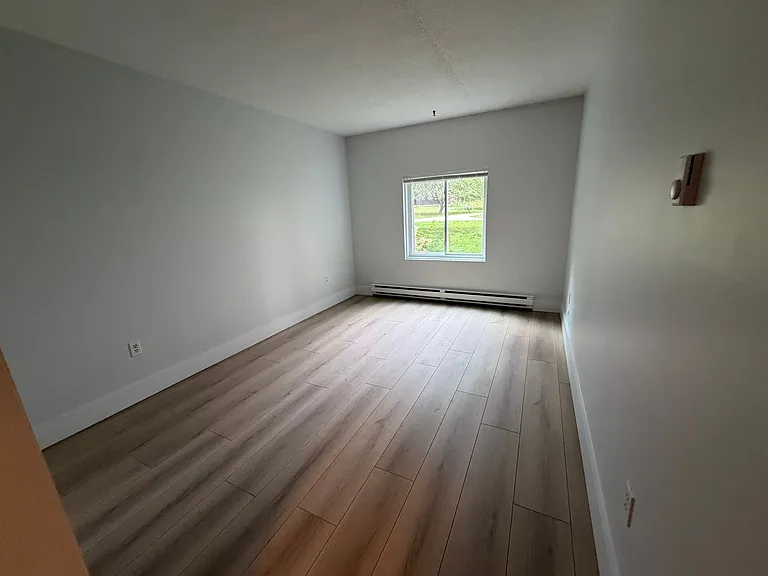 757 Main St #35 — Photo 7