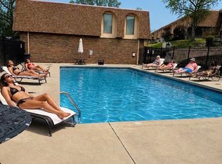420 Walton Ln APT E21, Madison, TN 37115