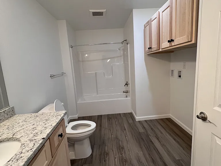 212 S Taylor St — Photo 27