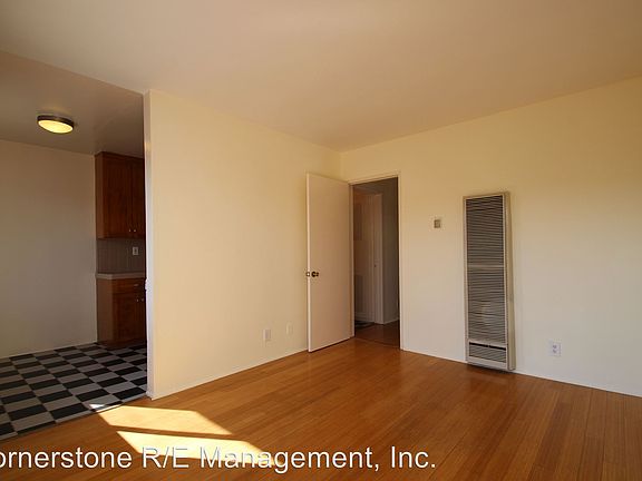4th image of 54 N Parkwood Ave APT 02