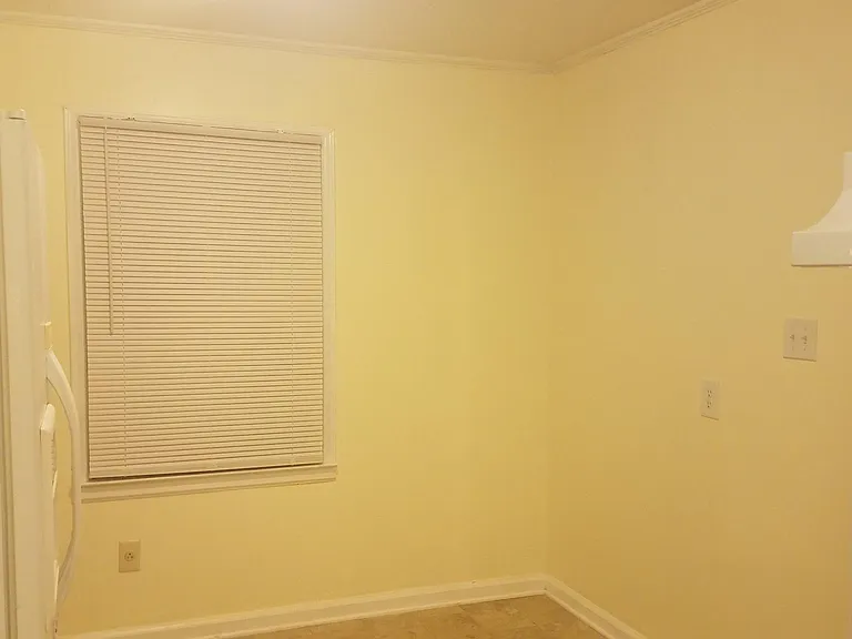 302 Penn Pl — Photo 4