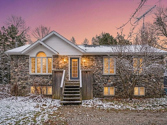 2nd image of 4751 Pearl Rd