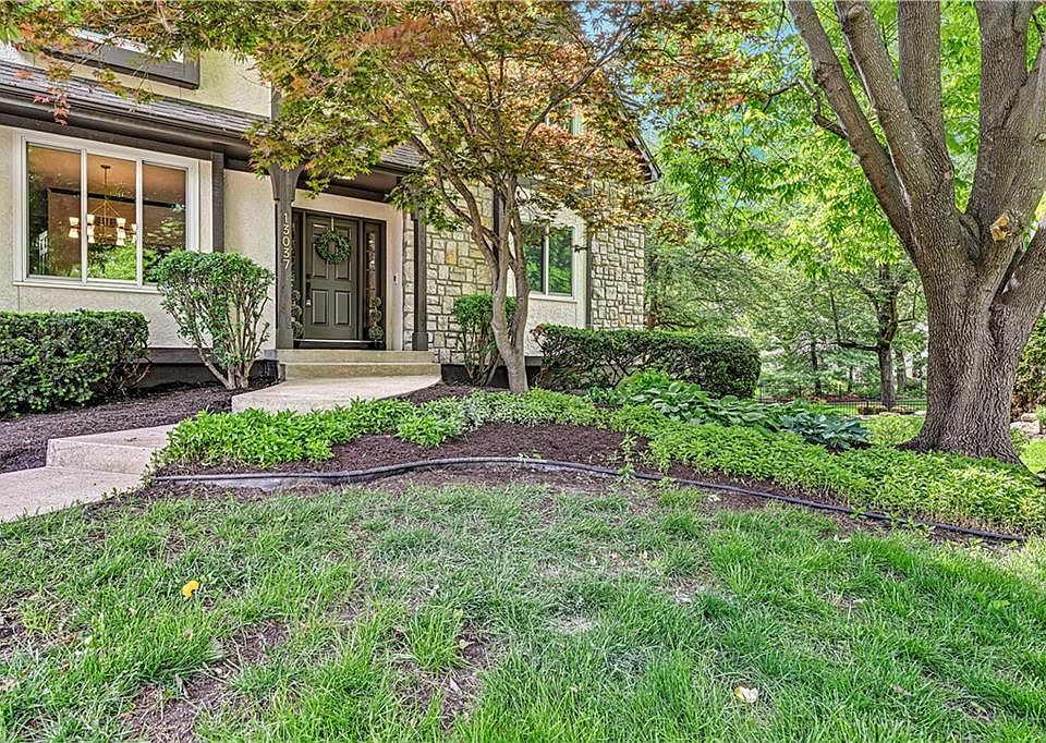 Bubu④ J726 13037 Catalina St, Leawood, KS 66209 [Updated 4/30]